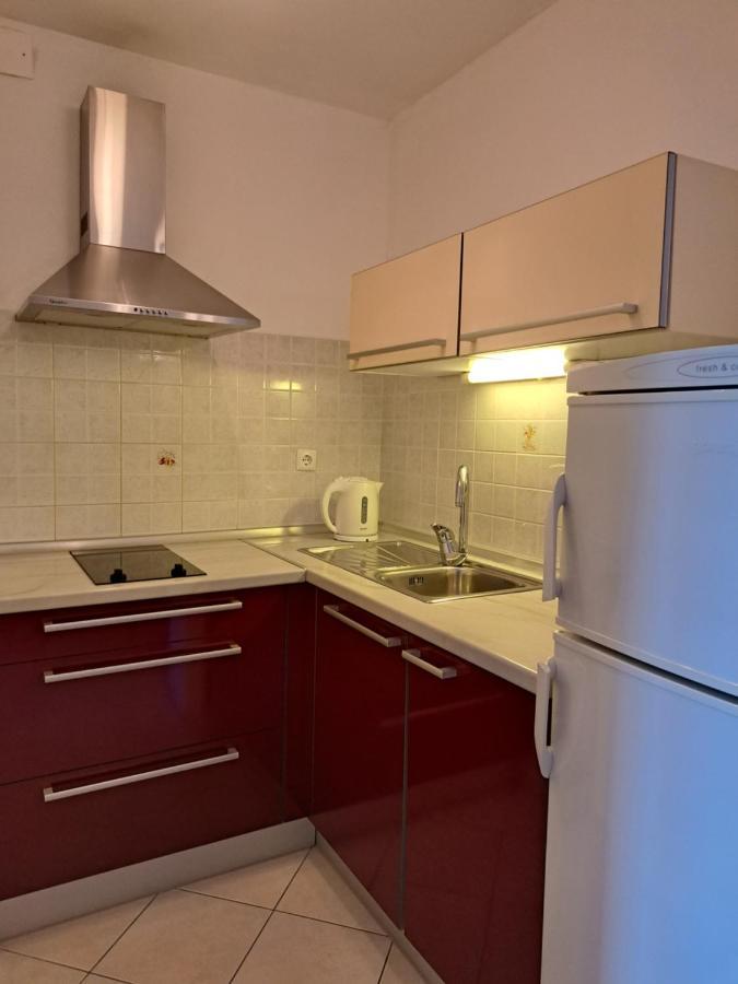 Apartments Marija Brela Eksteriør billede