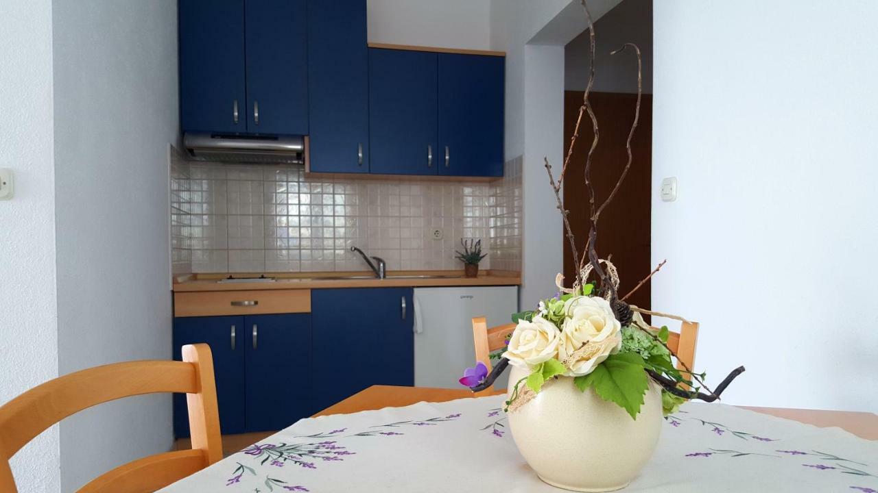 Apartments Marija Brela Eksteriør billede